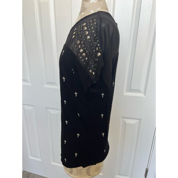 Vocal Cross Short Sleeve Top with Sheer Upper Layer + Studded Sleeves Small - Picture 4 of 8